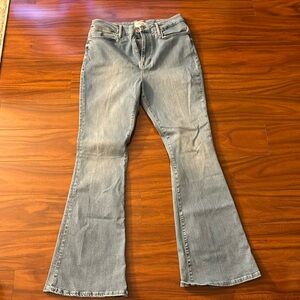 NWT. Frame Jeans Size 31 Flare